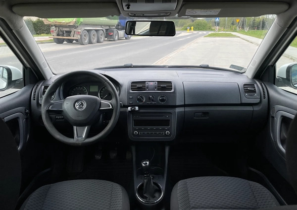 Skoda Fabia cena 18900 przebieg: 211000, rok produkcji 2014 z Nidzica małe 254